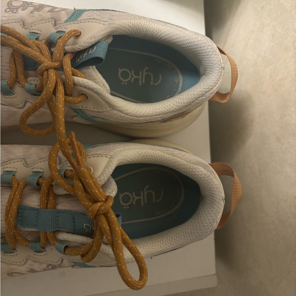 Ryka Women's Sneakers 👟 - Picture 7 of 9